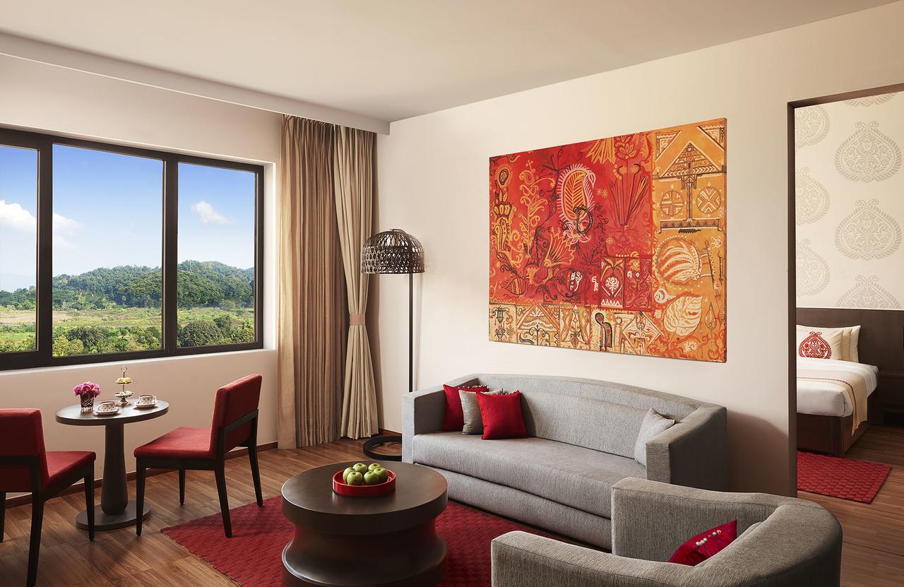 วิวันตา บาย ทัช - คุวาหติ Hotel กูวาฮาติ ภายนอก รูปภาพ